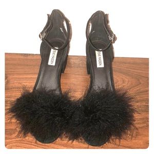 STEVE MADDEN Black Ankle Strap - IRENEE sz 9